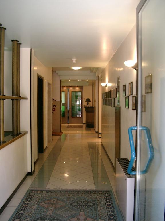 Albergo Arcobaleno Sottomarina Exterior photo