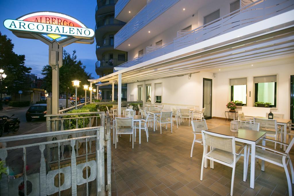 Albergo Arcobaleno Sottomarina Exterior photo